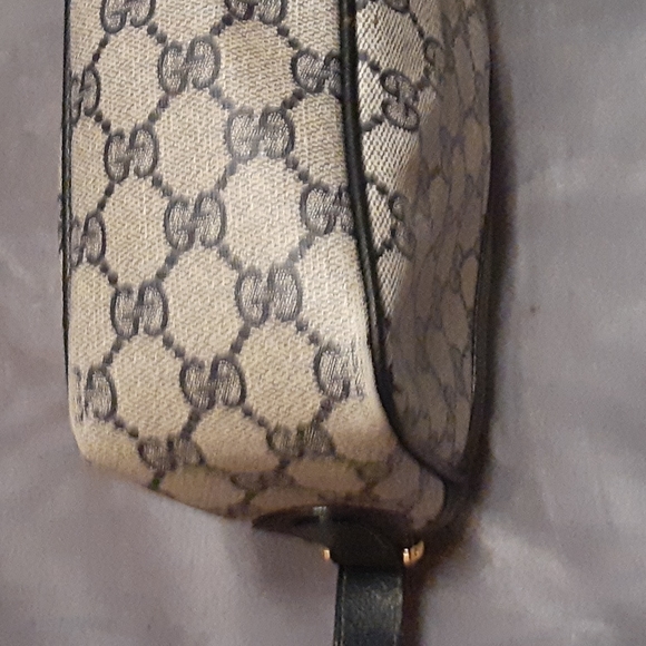 Gucci Vintage Purse - Picture 4 of 16
